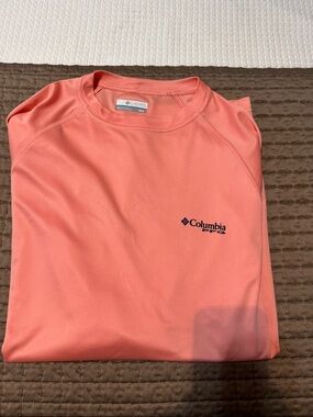 Columbia Coral Short Sleeve Performance Shirt